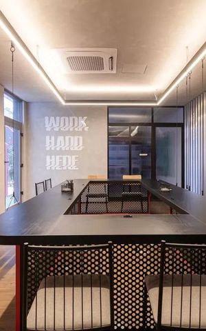 Studio à venda com 30m², 1 quarto e sem vaga Studio à venda com 30m², 1 quarto e sem vagaÁrea comum