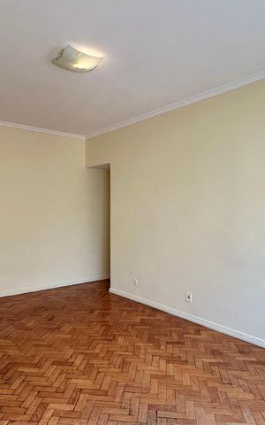 Apartamento à venda com 100m², 4 quartos e 1 vaga Apartamento à venda com 100m², 4 quartos e 1 vagaSala