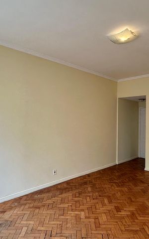Apartamento à venda com 100m², 4 quartos e 1 vaga Apartamento à venda com 100m², 4 quartos e 1 vagaSala