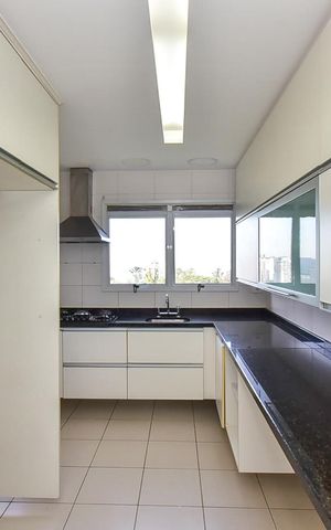 Apartamento para alugar com 113m², 3 quartos e 2 vagasCozinha