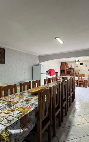 Casa à venda com 350m², 3 quartos e 4 vagas Casa à venda com 350m², 3 quartos e 4 vagasÁrea gourmet