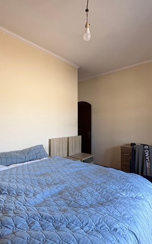 Casa à venda com 350m², 3 quartos e 4 vagas Casa à venda com 350m², 3 quartos e 4 vagasQuarto 2