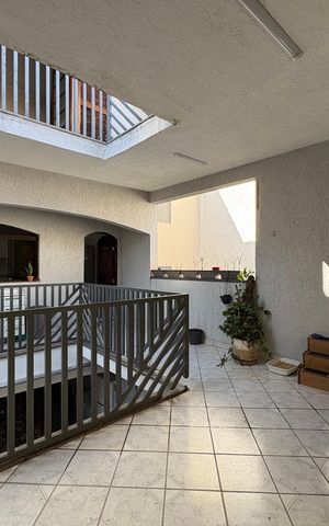 Casa à venda com 350m², 3 quartos e 4 vagas Casa à venda com 350m², 3 quartos e 4 vagasLavanderia