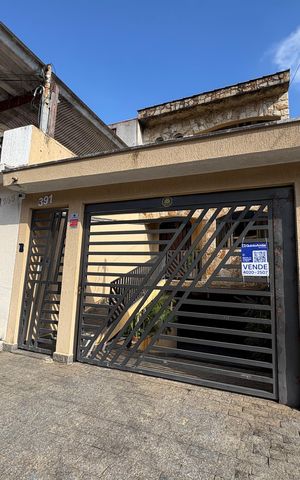 Casa à venda com 350m², 3 quartos e 4 vagas Casa à venda com 350m², 3 quartos e 4 vagasFachada + plaquinha