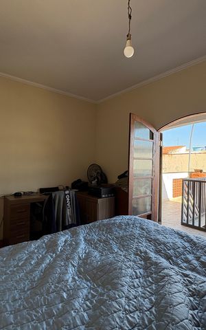 Casa à venda com 350m², 3 quartos e 4 vagas Casa à venda com 350m², 3 quartos e 4 vagasQuarto 2