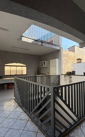 Casa à venda com 350m², 3 quartos e 4 vagas Casa à venda com 350m², 3 quartos e 4 vagasLavanderia