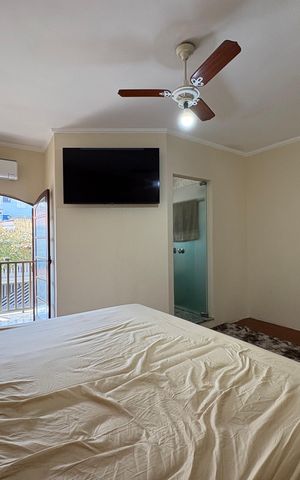 Casa à venda com 350m², 3 quartos e 4 vagas Casa à venda com 350m², 3 quartos e 4 vagasSuíte