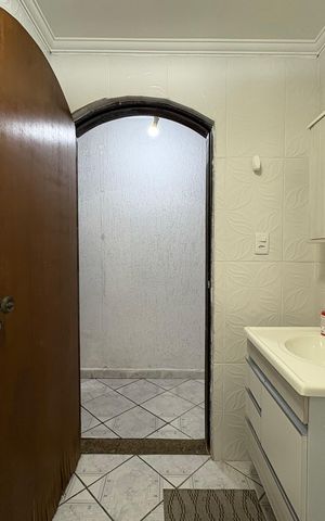 Casa à venda com 350m², 3 quartos e 4 vagas Casa à venda com 350m², 3 quartos e 4 vagasLavabo