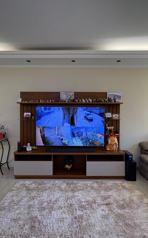 Casa à venda com 350m², 3 quartos e 4 vagas Casa à venda com 350m², 3 quartos e 4 vagasSala