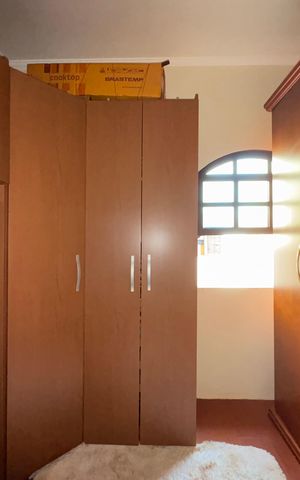 Casa à venda com 350m², 3 quartos e 4 vagas Casa à venda com 350m², 3 quartos e 4 vagasCloset da suíte
