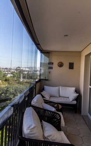 Apartamento à venda com 139m², 3 quartos e 2 vagas Apartamento à venda com 139m², 3 quartos e 2 vagasVaranda da Sala de Jantar