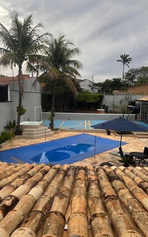 Casa à venda com 1000m², 5 quartos e 6 vagas Casa à venda com 1000m², 5 quartos e 6 vagasVista Suíte 1