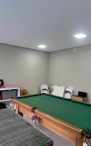 Casa à venda com 1000m², 5 quartos e 6 vagas Casa à venda com 1000m², 5 quartos e 6 vagasÁrea comum