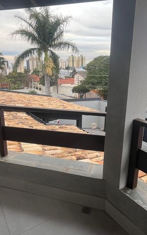Casa à venda com 1000m², 5 quartos e 6 vagas Casa à venda com 1000m², 5 quartos e 6 vagasSacada Suíte 2
