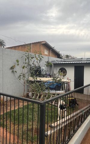 Casa à venda com 1000m², 5 quartos e 6 vagas Casa à venda com 1000m², 5 quartos e 6 vagasÁrea comum