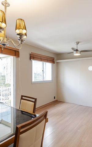Apartamento à venda com 56m², 2 quartos e 1 vagaSala