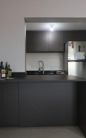Apartamento à venda com 76m², 2 quartos e 2 vagasCozinha e Área de Serviço