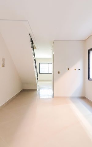 Casa à venda com 120m², 3 quartos e 4 vagas Casa à venda com 120m², 3 quartos e 4 vagasCozinha