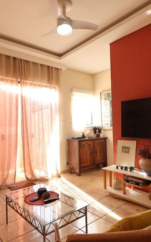 Casa para alugar com 120m², 2 quartos e sem vaga Casa para alugar com 120m², 2 quartos e sem vagaSala