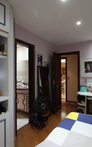 Apartamento à venda com 224m², 5 quartos e 3 vagasQuarto 4 - Suíte