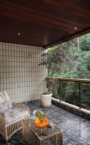 Apartamento à venda com 224m², 5 quartos e 3 vagasSala - Varanda