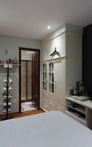 Apartamento à venda com 224m², 5 quartos e 3 vagasQuarto 2 - Suíte