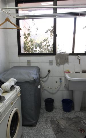 Apartamento à venda com 224m², 5 quartos e 3 vagasÁrea de Serviço