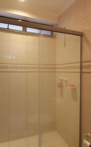 Apartamento à venda com 224m², 5 quartos e 3 vagasQuarto 4 - Banheiro
