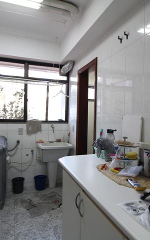 Apartamento à venda com 224m², 5 quartos e 3 vagasÁrea de Serviço