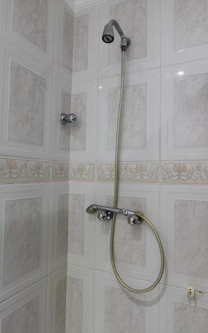 Apartamento à venda com 224m², 5 quartos e 3 vagasQuarto 2 - Banheiro