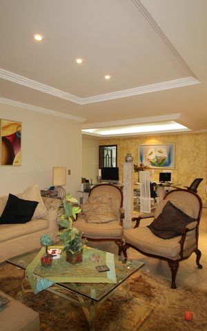 Apartamento à venda com 224m², 5 quartos e 3 vagasSala