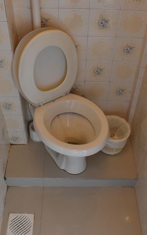 Apartamento para alugar com 130m², 2 quartos e sem vagaBanheiro de Serviço