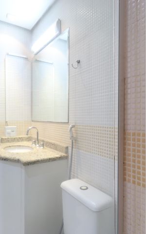 Apartamento à venda com 174m², 4 quartos e 6 vagasBanheiro da Suíte 2