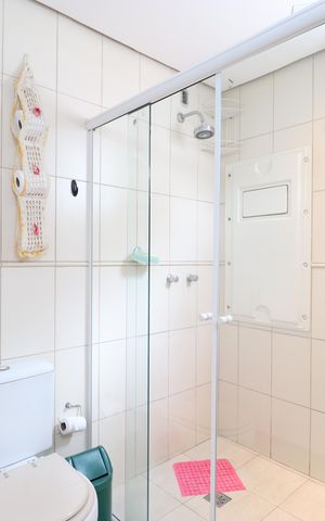 Apartamento à venda com 174m², 4 quartos e 6 vagasBanheiro da Suíte 1