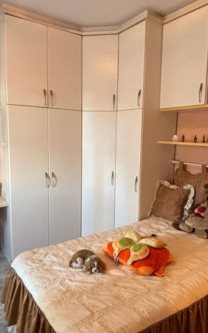 Casa à venda com 198m², 3 quartos e 2 vagas Casa à venda com 198m², 3 quartos e 2 vagasSuíte