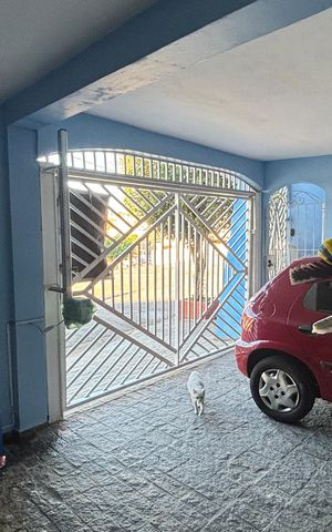 Casa à venda com 198m², 3 quartos e 2 vagas Casa à venda com 198m², 3 quartos e 2 vagasGaragem