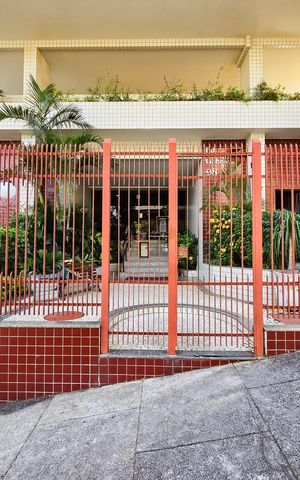 Apartamento à venda com 167m², 3 quartos e 2 vagas Apartamento à venda com 167m², 3 quartos e 2 vagasFachada