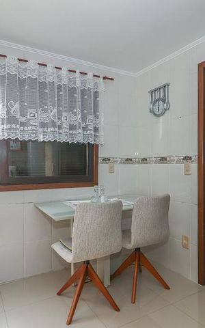Casa à venda com 390m², 4 quartos e 4 vagasCozinha