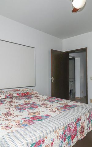 Casa à venda com 390m², 4 quartos e 4 vagasQuarto