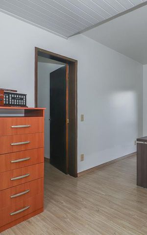 Casa à venda com 390m², 4 quartos e 4 vagasQuarto 3