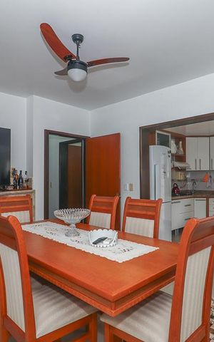 Casa à venda com 390m², 4 quartos e 4 vagasSala de Jantar