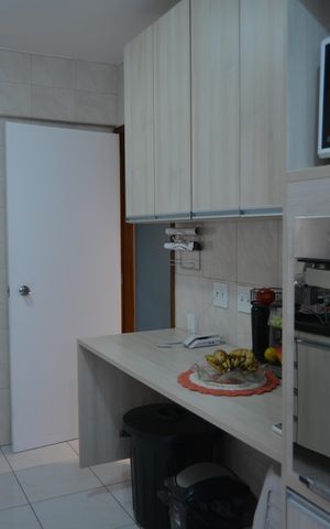 Apartamento à venda com 77m², 2 quartos e 1 vagaCozinha