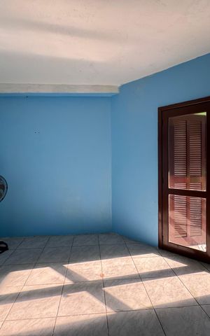 Casa à venda com 260m², 7 quartos e 2 vagas Casa à venda com 260m², 7 quartos e 2 vagasQuarto
