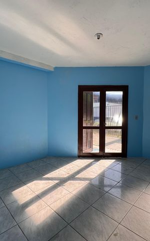 Casa à venda com 260m², 7 quartos e 2 vagas Casa à venda com 260m², 7 quartos e 2 vagasQuarto