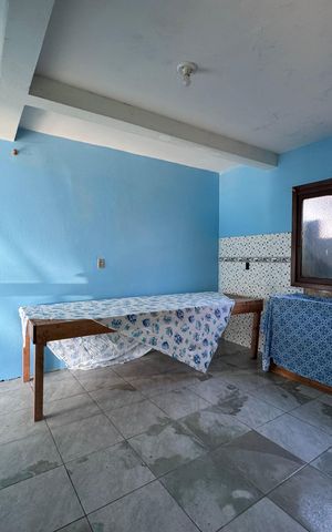 Casa à venda com 260m², 7 quartos e 2 vagas Casa à venda com 260m², 7 quartos e 2 vagasSala/Cozinha