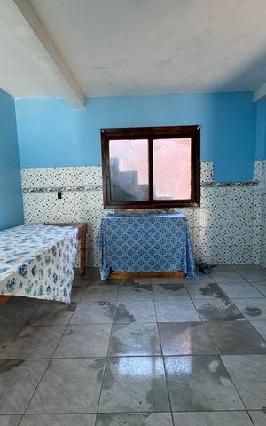 Casa à venda com 260m², 7 quartos e 2 vagas Casa à venda com 260m², 7 quartos e 2 vagasSala/Cozinha