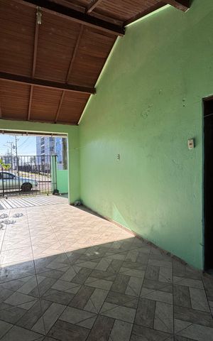 Casa à venda com 260m², 7 quartos e 2 vagas Casa à venda com 260m², 7 quartos e 2 vagasÁrea comum