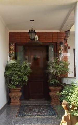 Casa à venda com 330m², 3 quartos e 2 vagas
