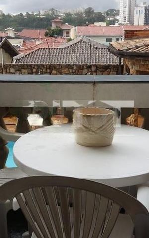 Casa à venda com 330m², 3 quartos e 2 vagas