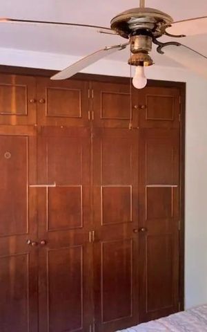 Casa à venda com 220m², 4 quartos e 2 vagas